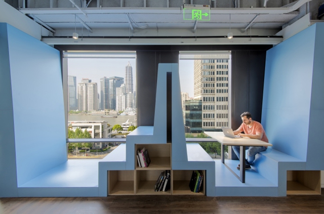 旅游公司辦公室裝修設(shè)計(jì).jpg 旅游公司辦公室裝修設(shè)計(jì).jpg