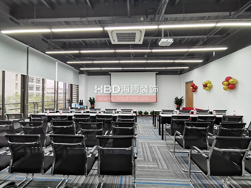 千鳥互聯(lián)辦公室裝修設(shè)計.jpg 千鳥互聯(lián)辦公室裝修設(shè)計.jpg